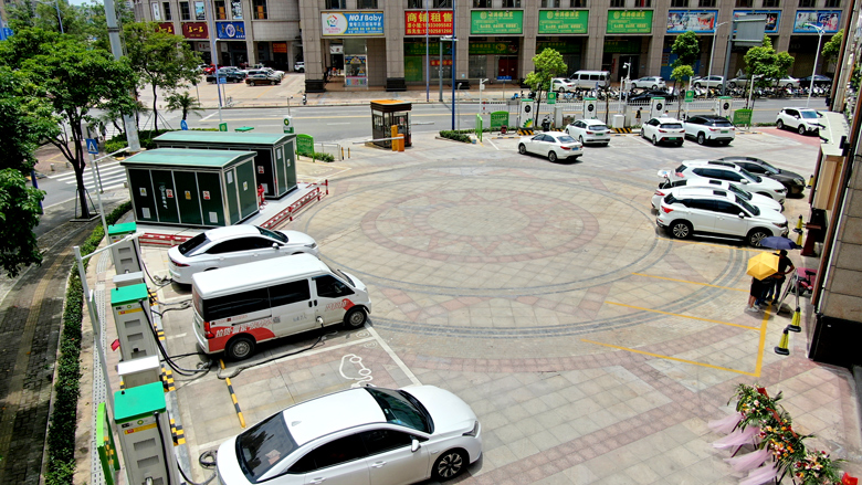汽車充電站.jpg